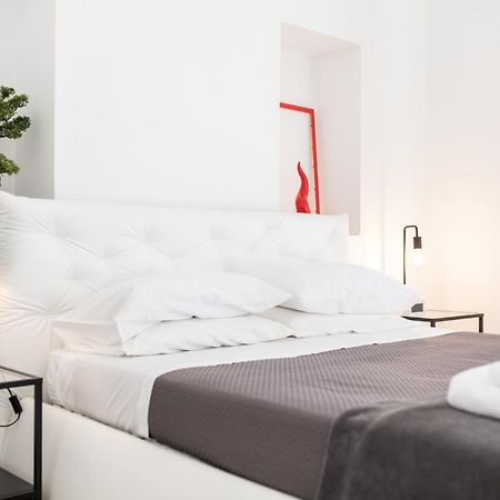 Palazzo Toselli Apartment ออสตูนี ภายนอก รูปภาพ