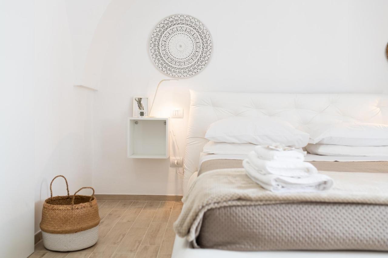 Palazzo Toselli Apartment ออสตูนี ภายนอก รูปภาพ