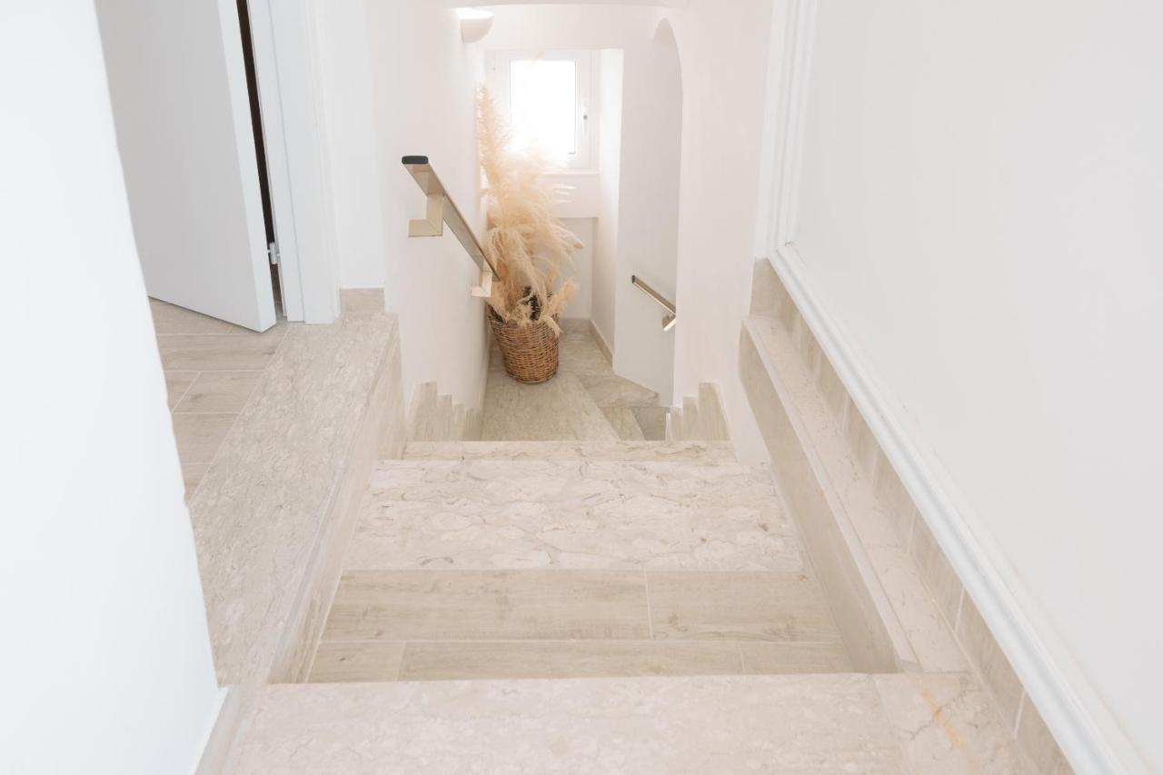 Palazzo Toselli Apartment ออสตูนี ภายนอก รูปภาพ