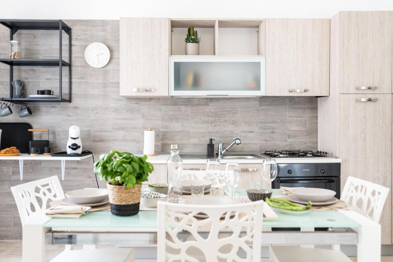 Palazzo Toselli Apartment ออสตูนี ภายนอก รูปภาพ