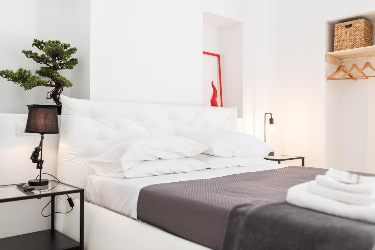 Palazzo Toselli Apartment ออสตูนี ภายนอก รูปภาพ