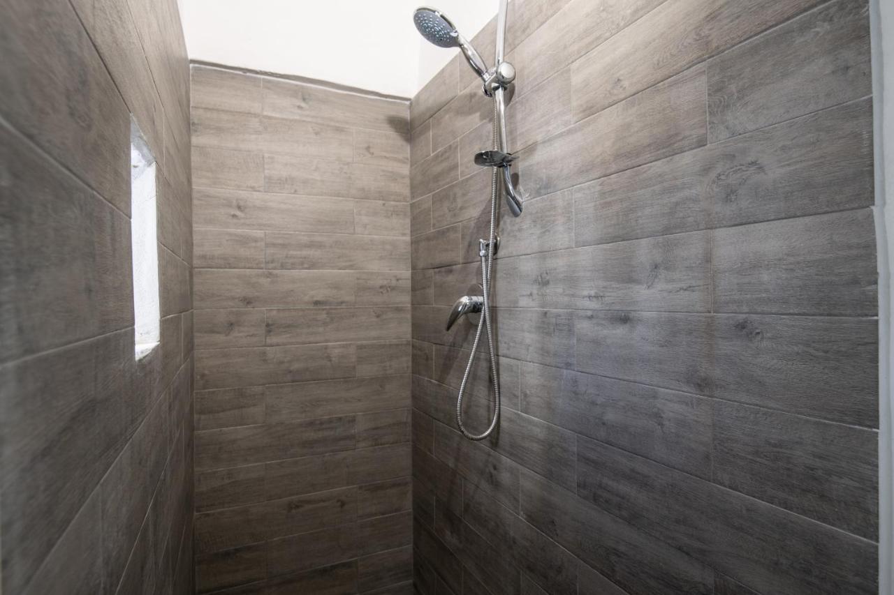 Palazzo Toselli Apartment ออสตูนี ภายนอก รูปภาพ