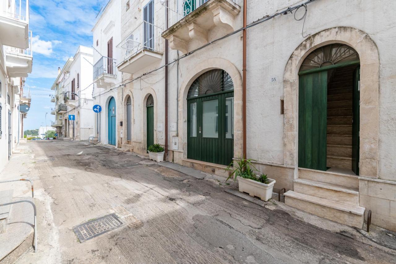 Palazzo Toselli Apartment ออสตูนี ภายนอก รูปภาพ