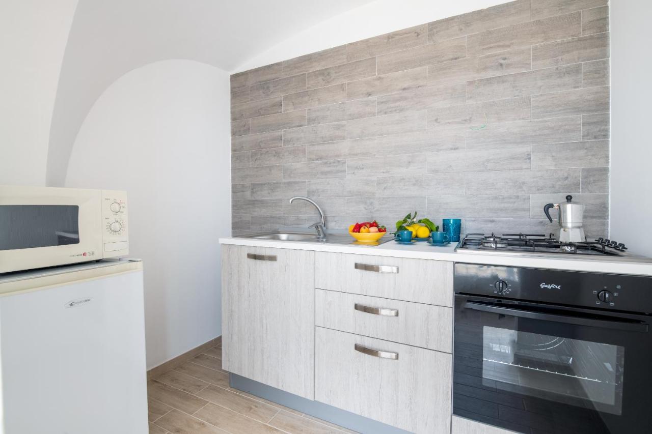 Palazzo Toselli Apartment ออสตูนี ภายนอก รูปภาพ