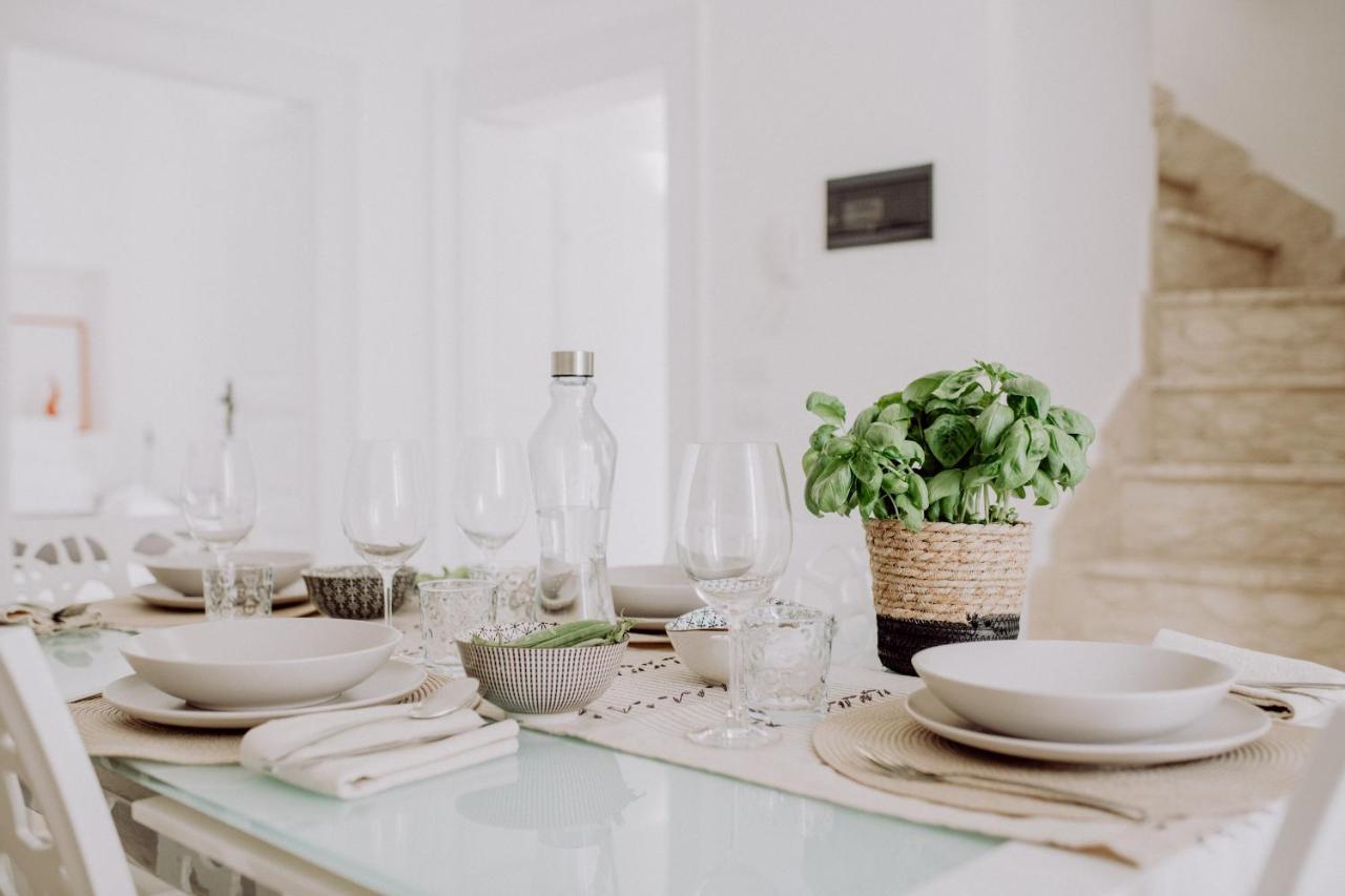 Palazzo Toselli Apartment ออสตูนี ภายนอก รูปภาพ